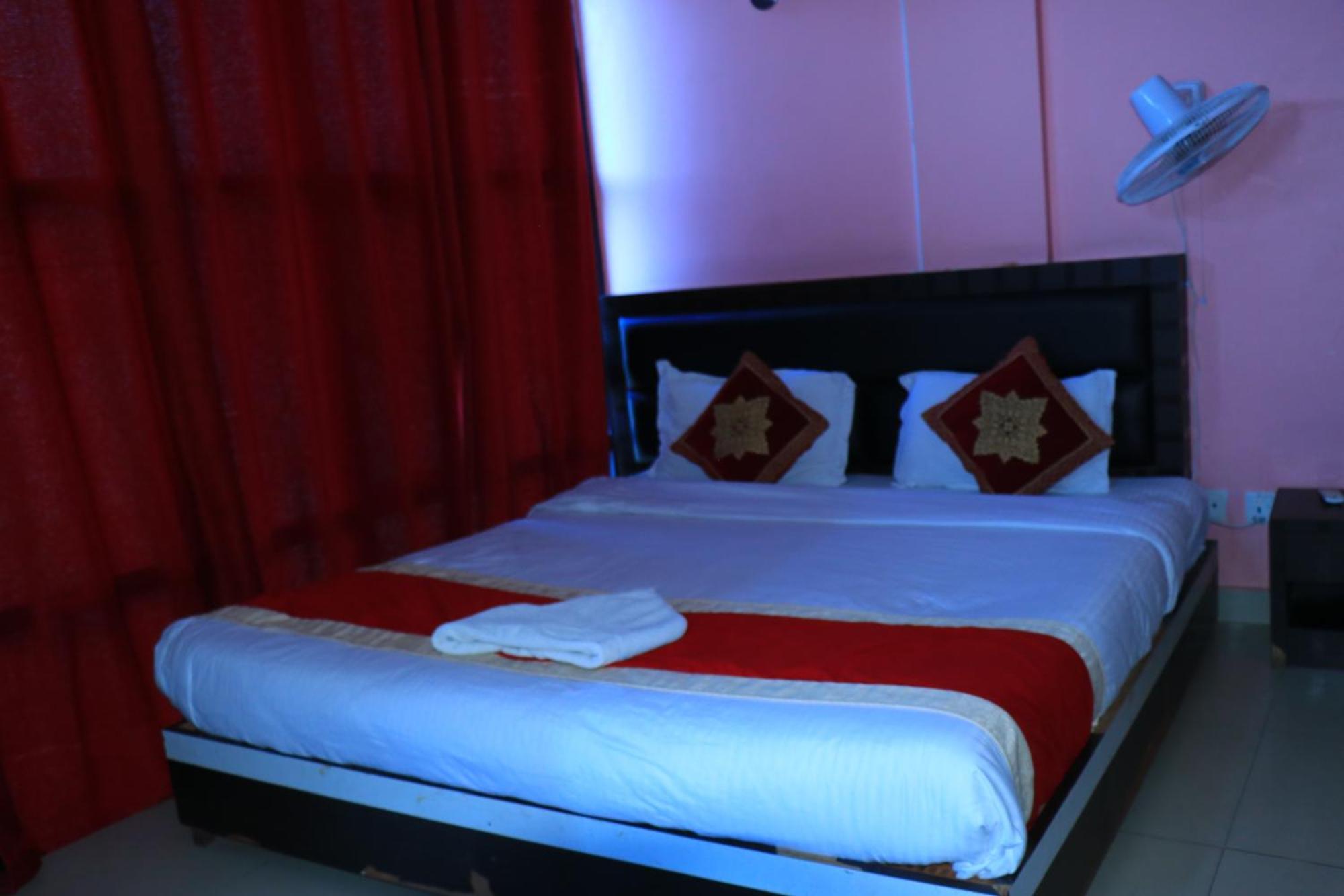 Hotel Megha Heritage Surkhet Экстерьер фото